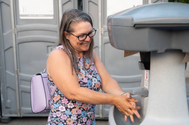 Portable Toilet Options We Offer in Red Oaks Mill, NY